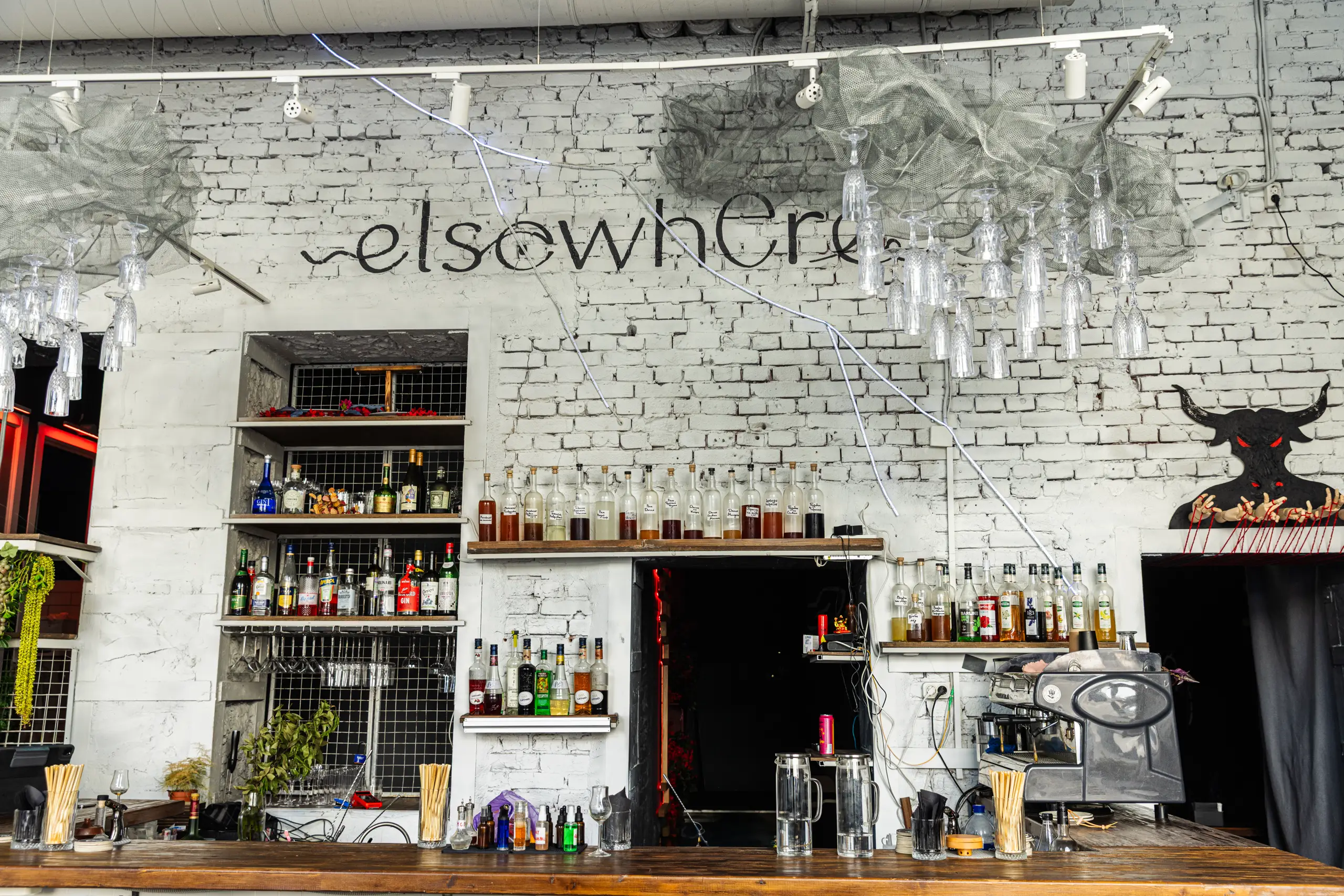 Фото Elsewhere
